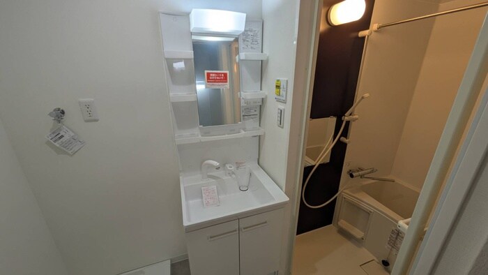 物件内観写真10　(洗面)