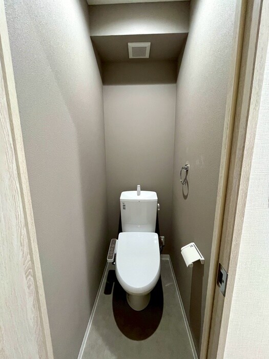 物件内観写真14　(トイレ)