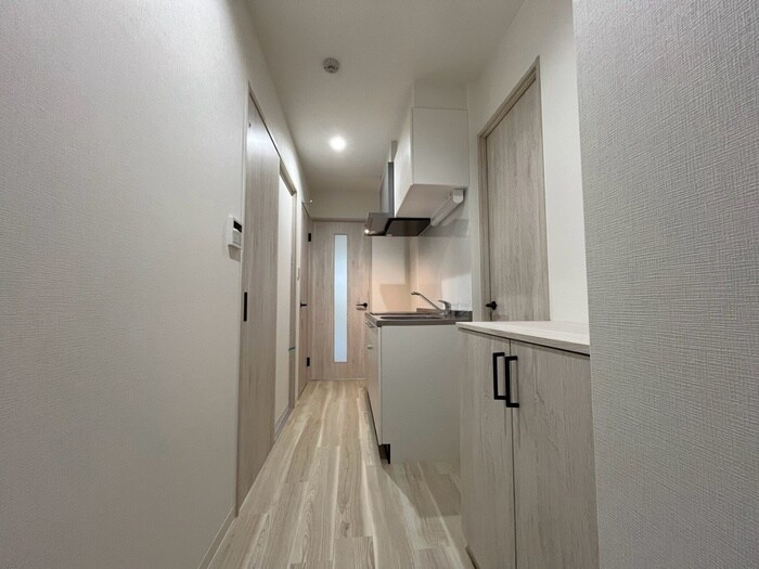 物件内観写真14　(玄関)