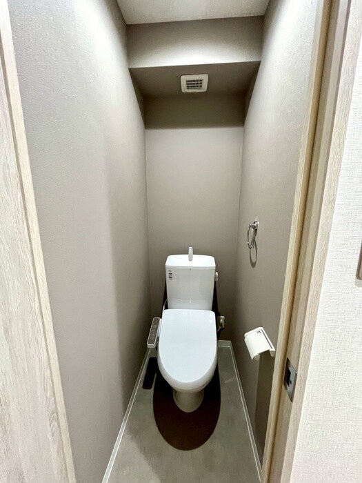 物件内観写真14　(トイレ)