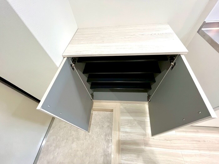 物件内観写真15　(玄関)