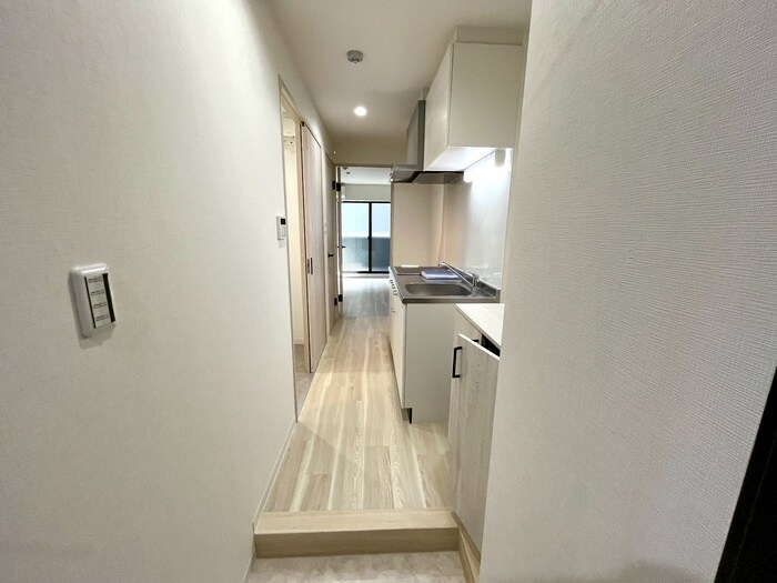 物件内観写真16　(玄関)