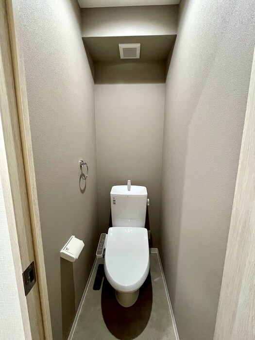 物件内観写真16　(トイレ)