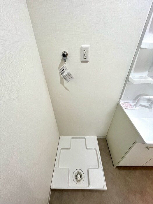 物件内観写真19　(洗濯機置場)