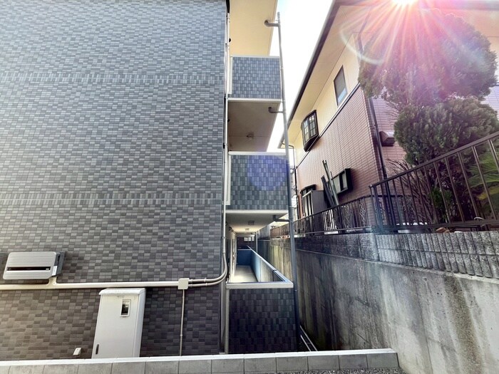 物件内観写真20　(室内からの展望)