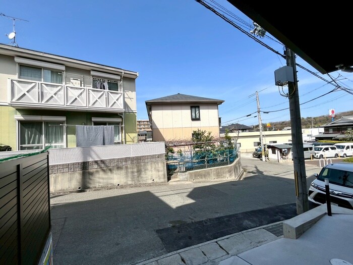 物件内観写真20　(室内からの展望)