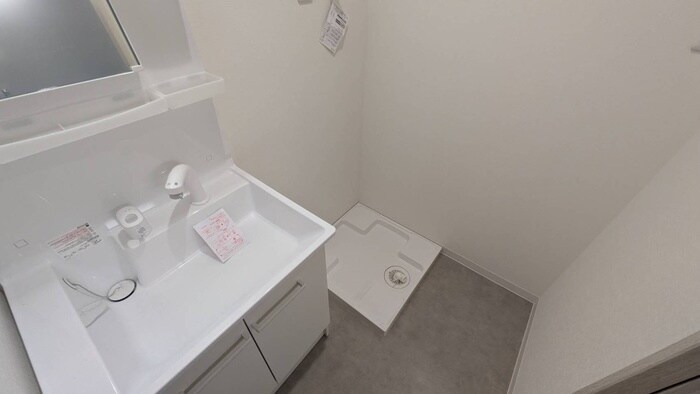 物件内観写真22　(洗濯機置場)