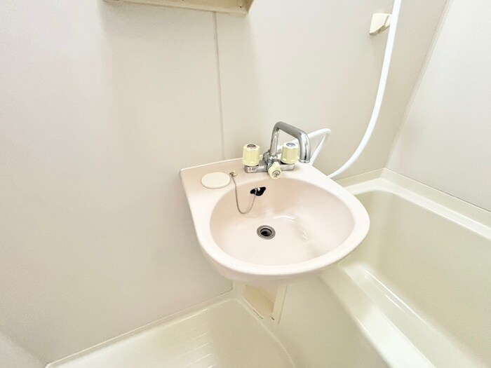 物件内観写真15　(洗面)