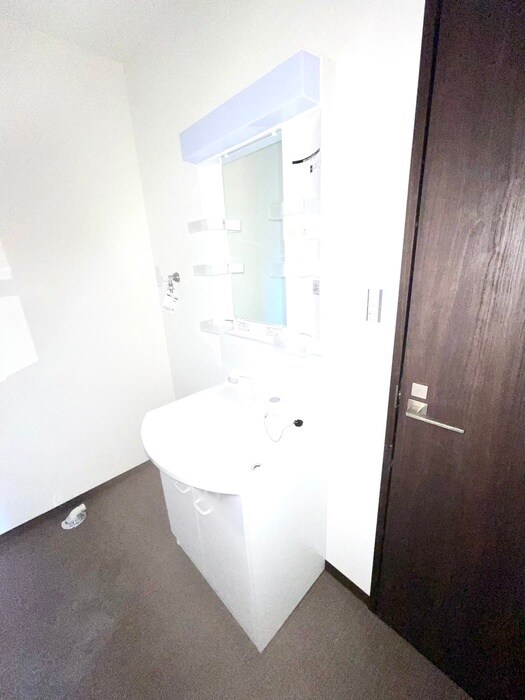 物件内観写真11　(洗面)