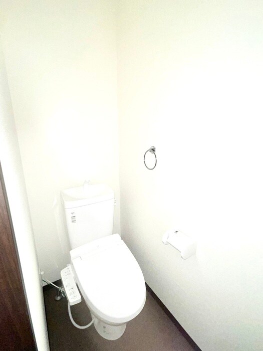 物件内観写真12　(トイレ)