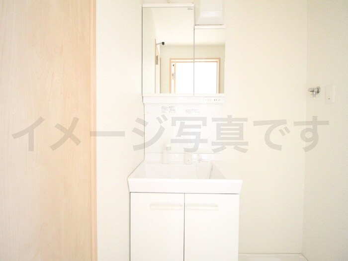 物件内観写真6　(洗面)