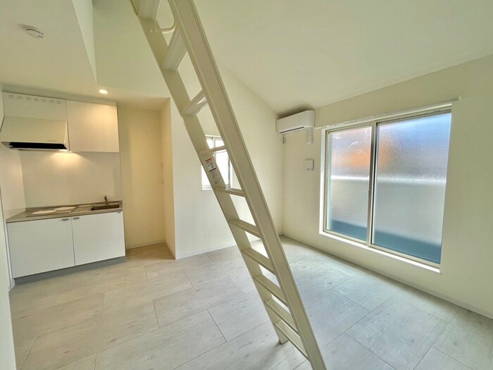 物件内観写真8　(居室)