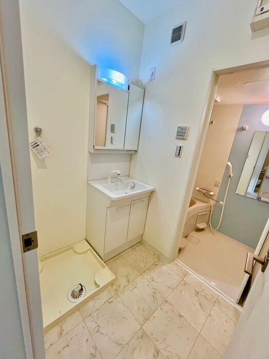 物件内観写真14　(洗面)