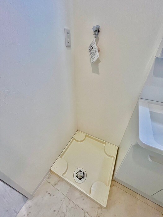 物件内観写真20　(洗濯機置場)