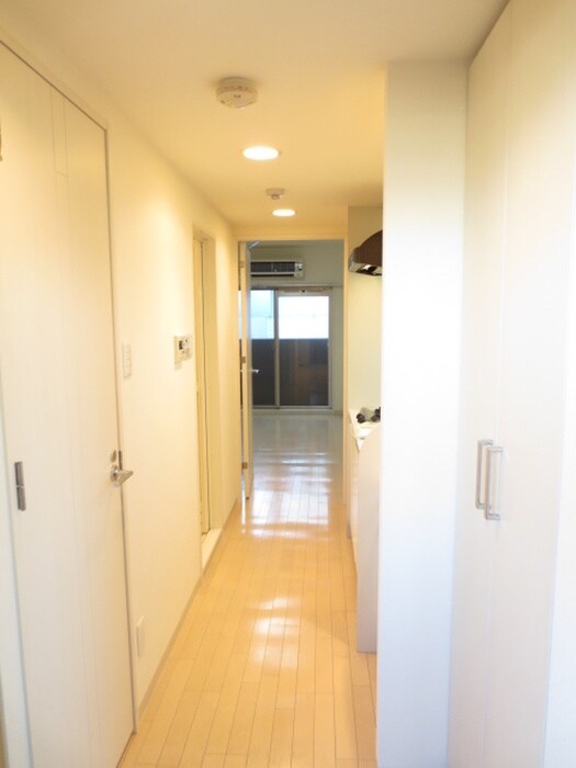 物件内観写真13　(廊下)