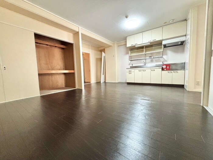 物件内観写真6　(居室)