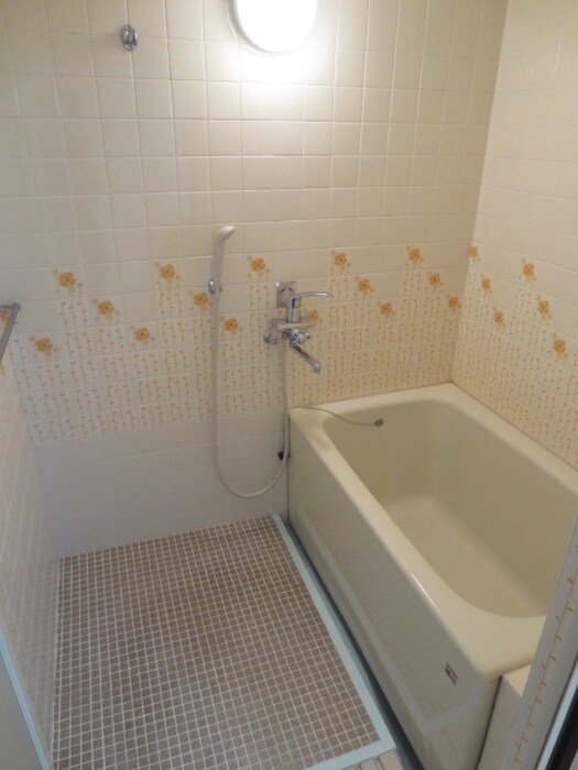 物件内観写真8　(バス／シャワールーム等)