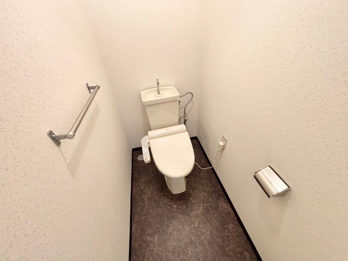 物件内観写真10　(トイレ)