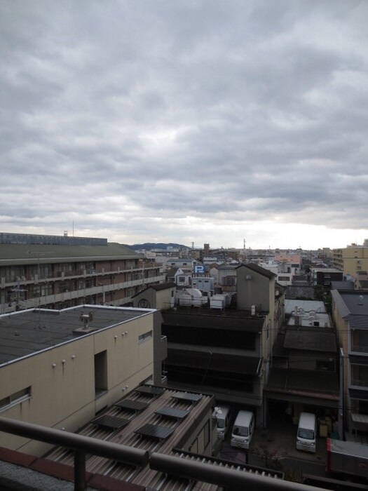 物件内観写真12　(室内からの展望)