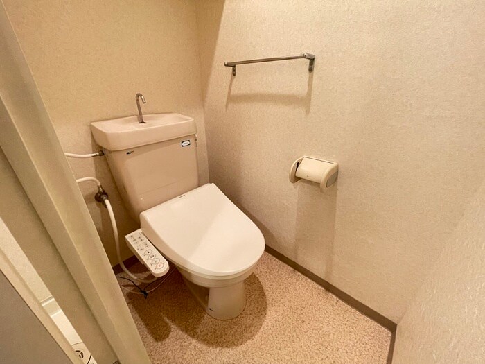 物件内観写真10　(トイレ)