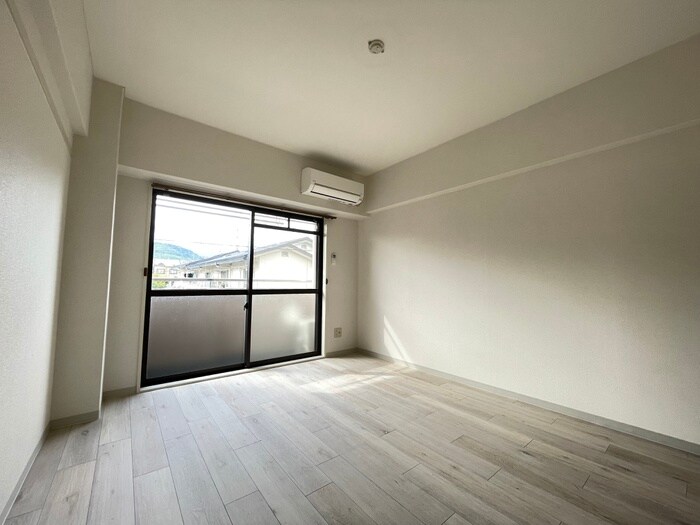 物件内観写真16　(居室)