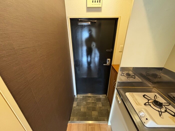 物件内観写真17　(玄関)