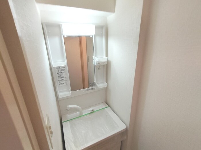 物件内観写真9　(洗面)