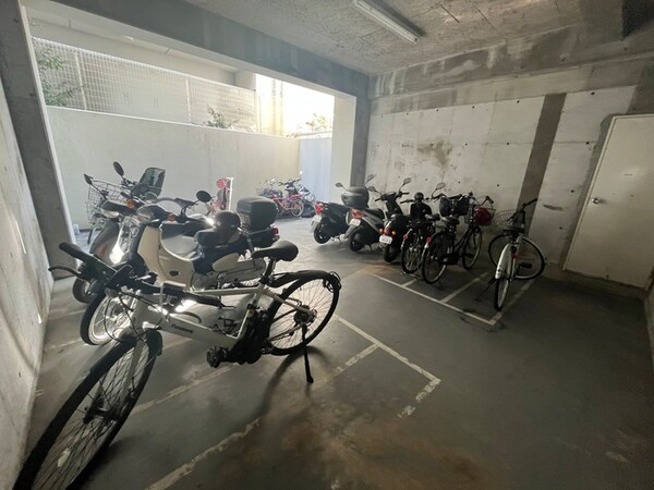 駐輪場