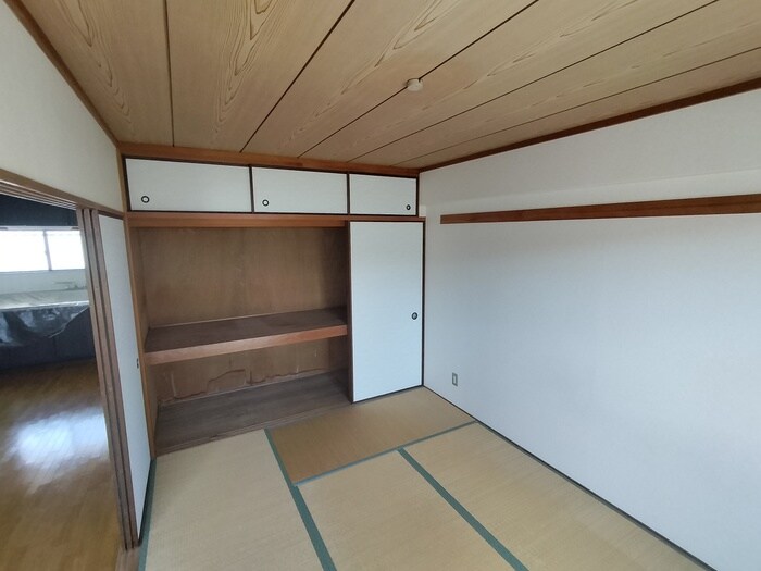 物件内観写真10　(居室)