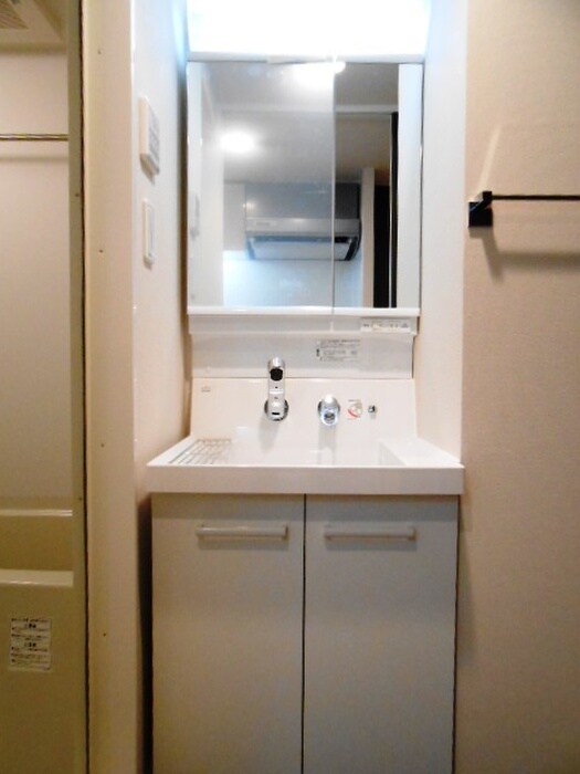 物件内観写真12　(洗面)