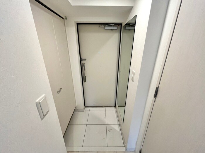 物件内観写真17　(玄関)