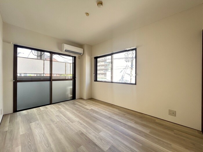 物件内観写真9　(居室)