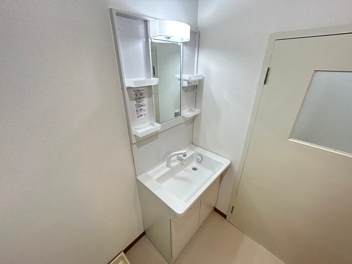 物件内観写真13　(洗面)