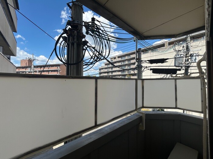 物件内観写真16　(室内からの展望)