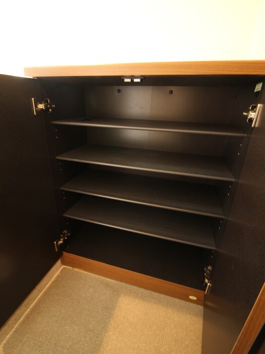 物件内観写真8　(靴箱)