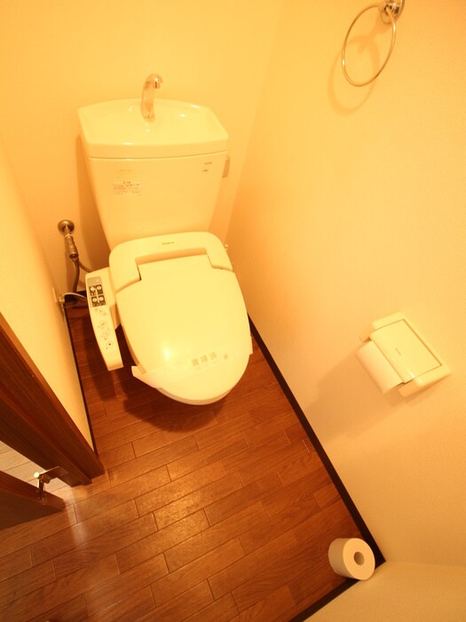 物件内観写真9　(トイレ)