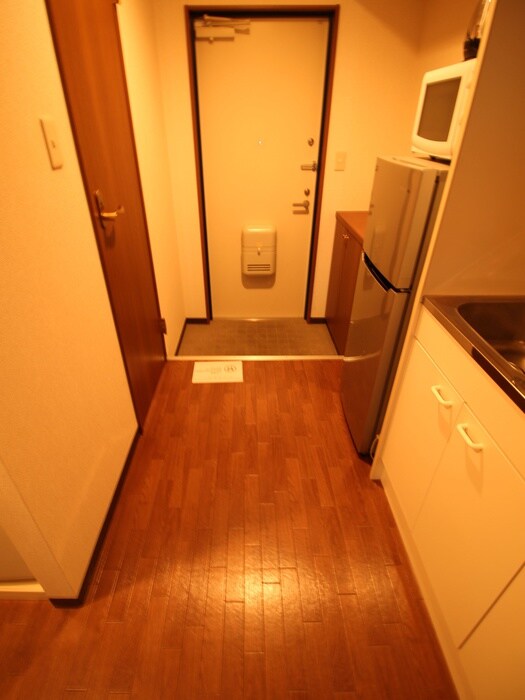 物件内観写真9　(廊下)