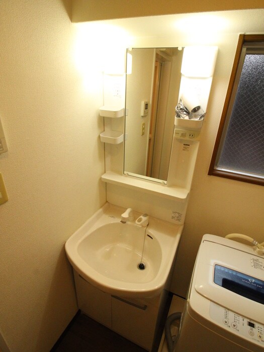 物件内観写真10　(洗面)