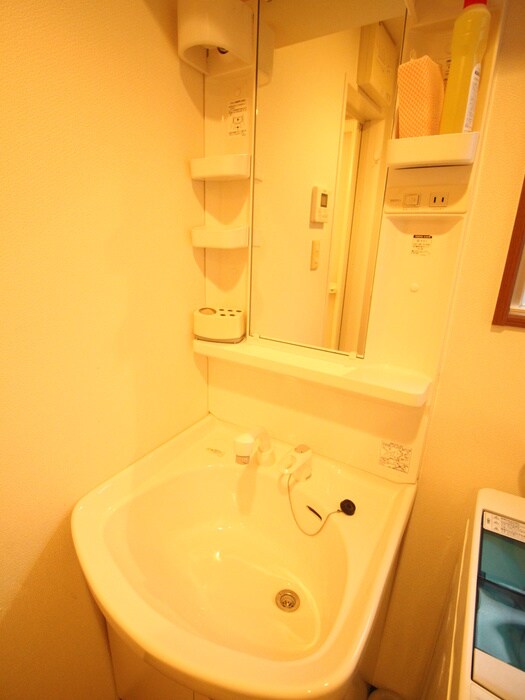 物件内観写真11　(洗面)