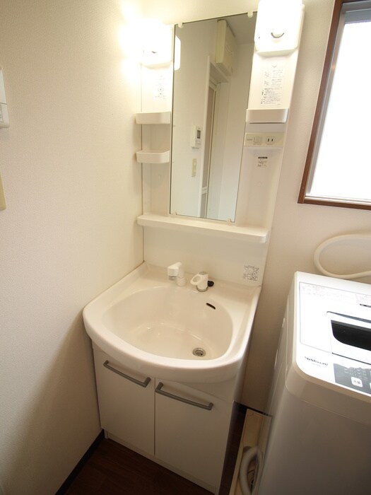 物件内観写真11　(洗面)