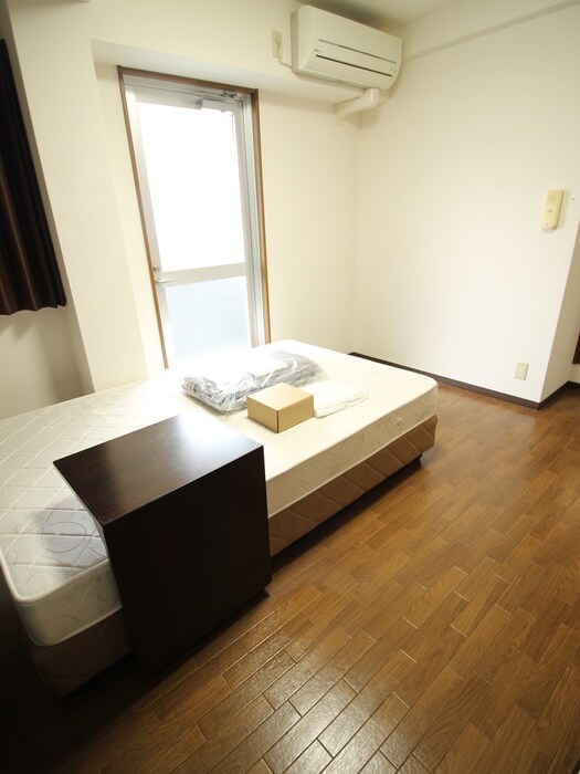 物件内観写真15　(居室)