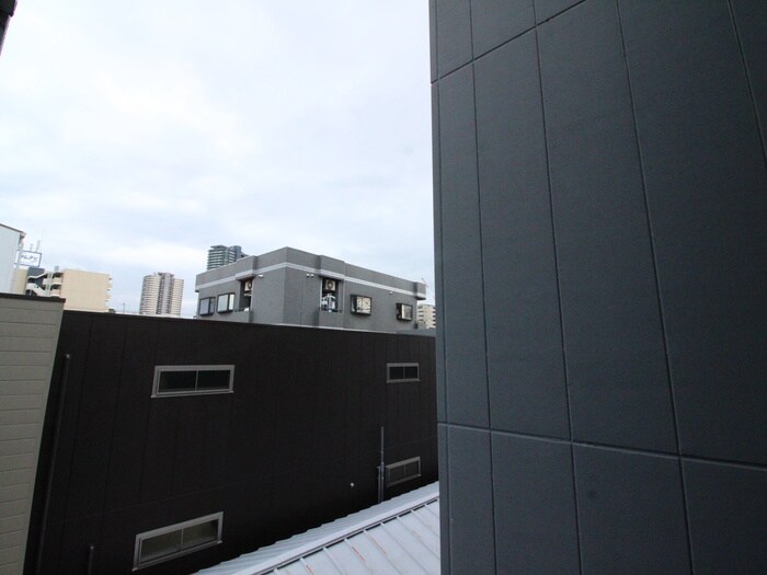 物件内観写真22　(室内からの展望)