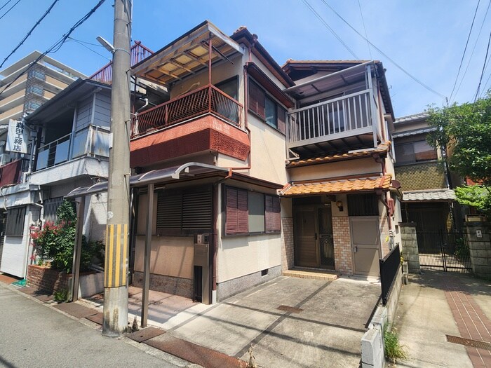 物件外観写真1　(外観写真)