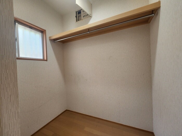 物件内観写真14　(収納)