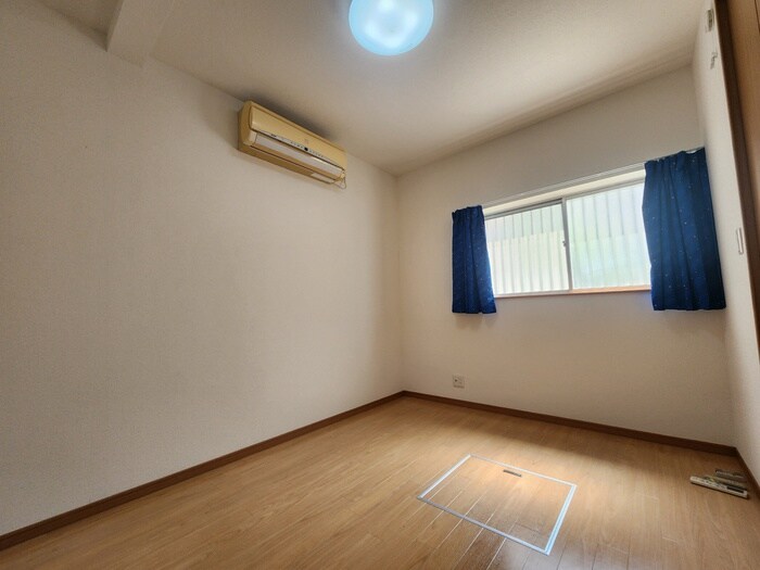 物件内観写真19　(居室)