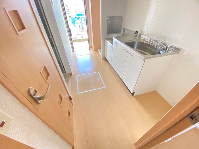 物件内観写真18　(廊下)