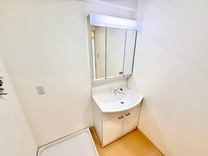 物件内観写真10　(洗面)