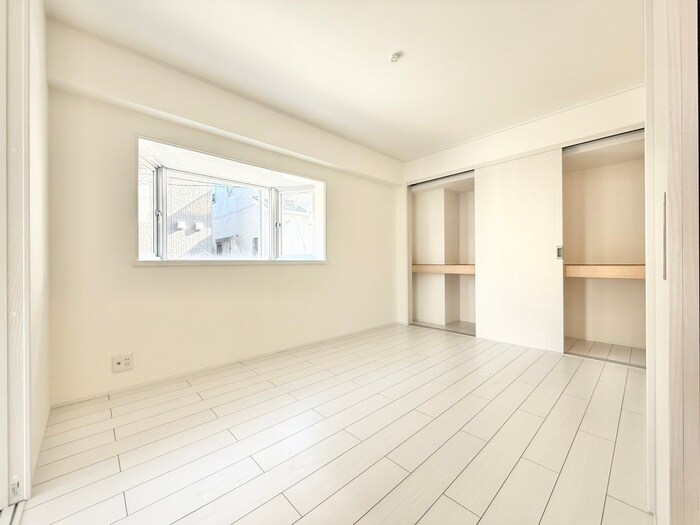 物件内観写真13　(居室)