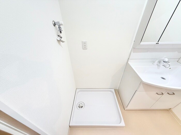 物件内観写真19　(洗濯機置場)