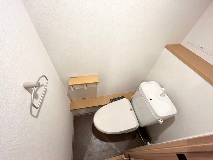 物件内観写真10　(トイレ)